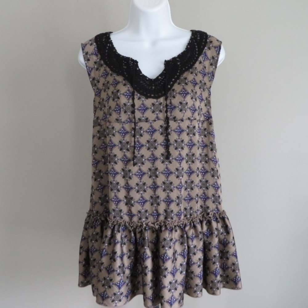 Free People size 2 sleeveless peplum top